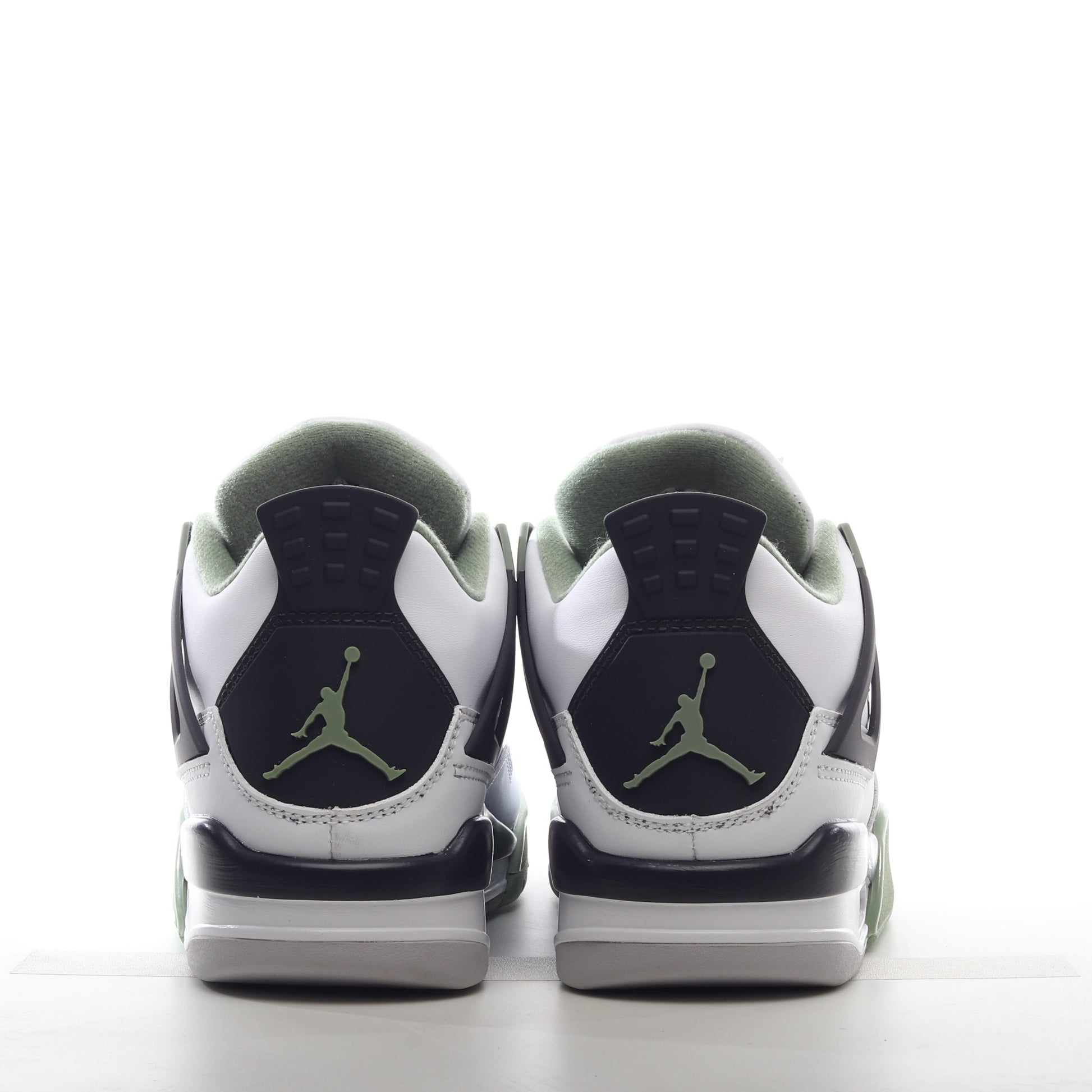 Nike Air Jordan 4